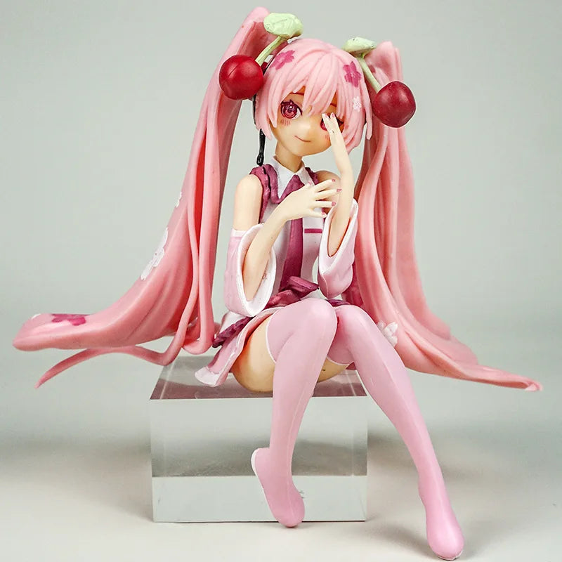 11CM  Figura de Sakura Sentada