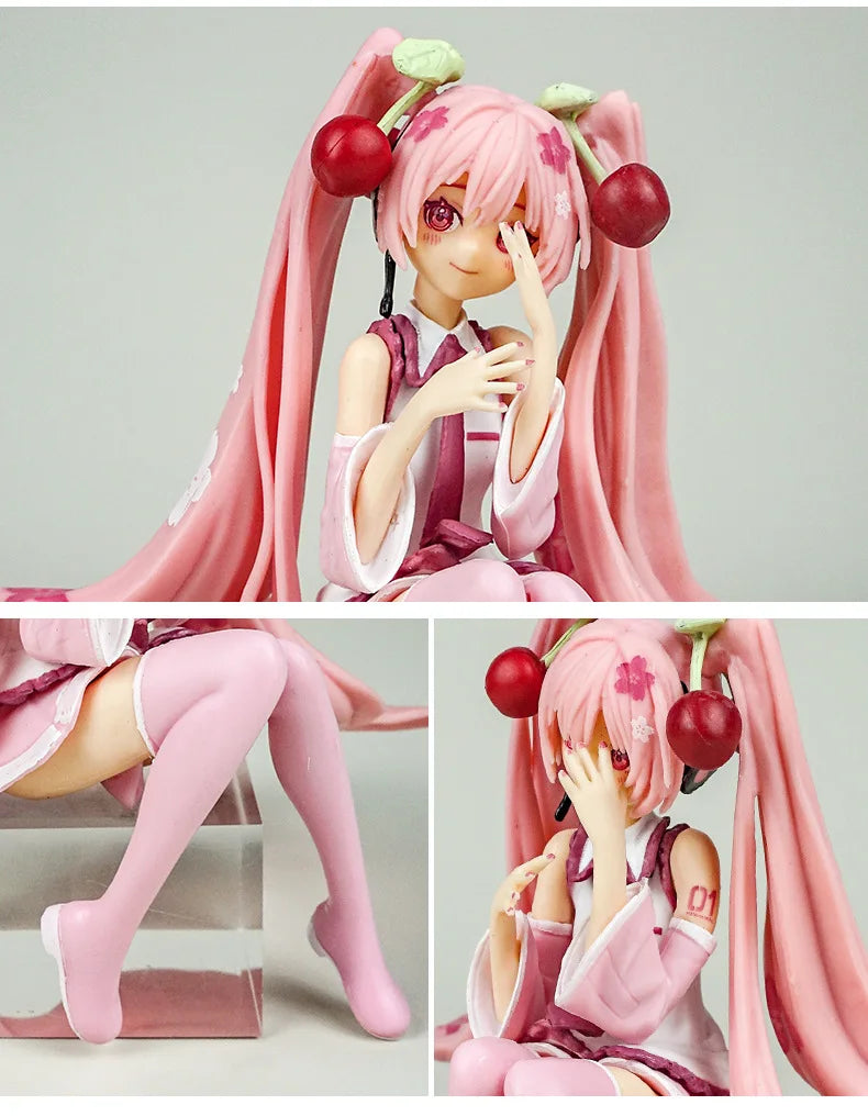 11CM  Figura de Sakura Sentada